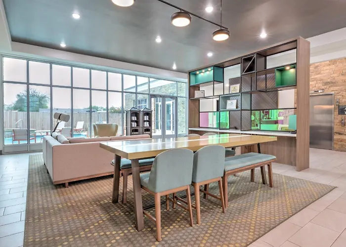 - Hood Area By Ihg Killeen