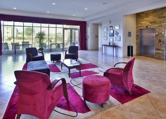 - Hood Area By Ihg