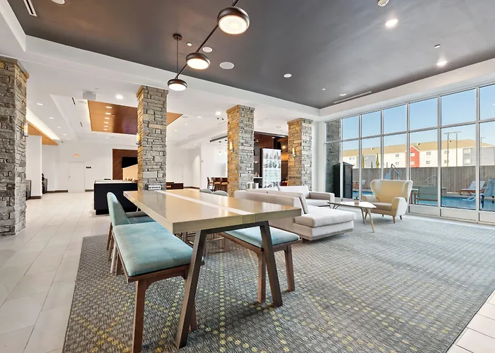 - Hood Area By Ihg